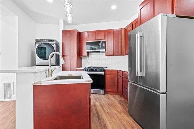 1904 S Loomis St, Unit 2nd Floor in Chicago, IL - Building Photo - Building Photo