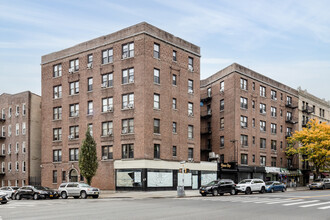 5008 Broadway in New York, NY - Foto de edificio - Building Photo