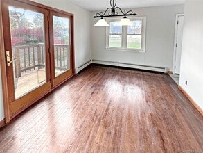 143 Walter Ave in Hauppauge, NY - Building Photo - Building Photo