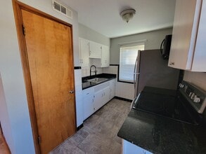 5849 Eichelberger St, Unit 2W in St. Louis, MO - Foto de edificio - Building Photo