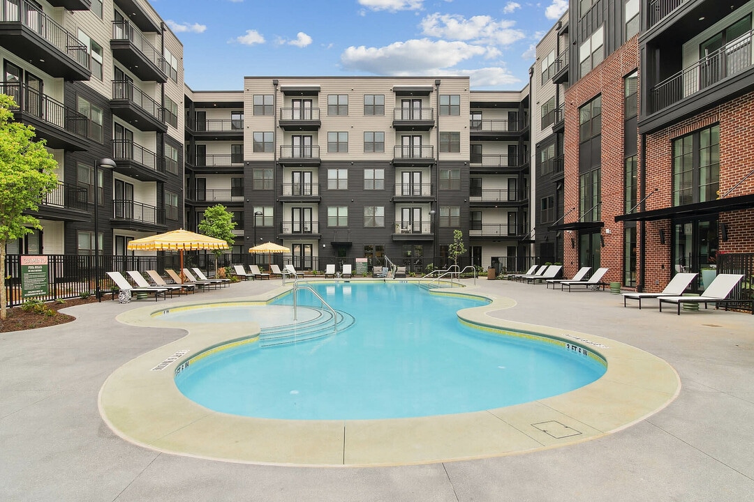 Camino at Buhi in Doraville, GA - Foto de edificio