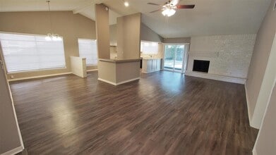 21322 Cimarron Pkwy in Katy, TX - Building Photo - Building Photo