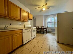 186 Naples Rd in Brookline, MA - Building Photo - Building Photo