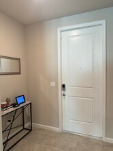 5649 Mentmore Dr in West Palm Beach, FL - Building Photo - Building Photo