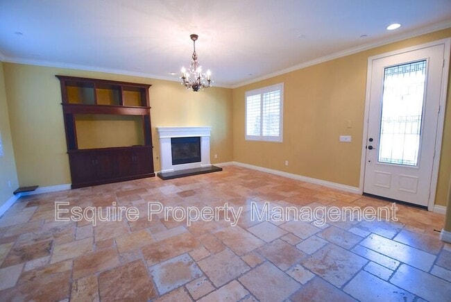 4072 Farralon Way in Oxnard, CA - Building Photo - Building Photo
