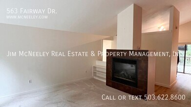 563 Fairway Dr in Gleneden Beach, OR - Building Photo - Building Photo