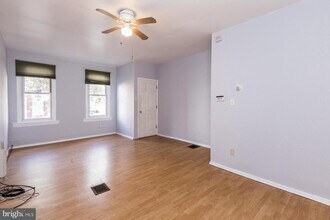 3121 Agate St in Philadelphia, PA - Building Photo - Building Photo