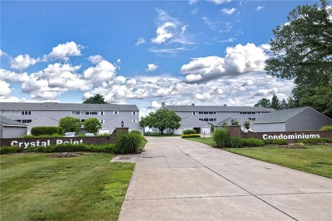 property at 3304 Baer Beach Rd