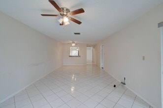 5710 Princess Palm Ct in Delray Beach, FL - Building Photo - Building Photo