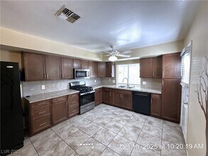 5817 Sinaloa Ct in Las Vegas, NV - Building Photo - Building Photo
