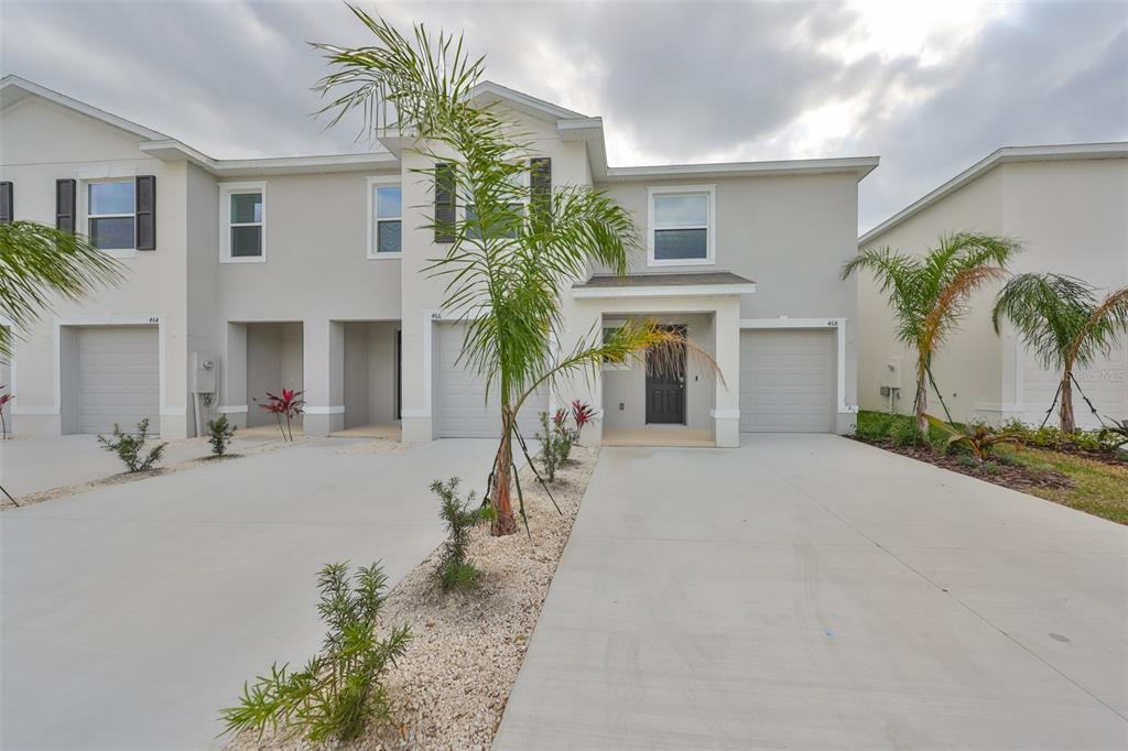 468 Mangrove Shade Cir in Apollo Beach, FL - Building Photo