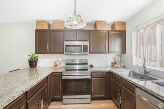 475 N Redwood Rd in Salt Lake City, UT - Building Photo - Building Photo