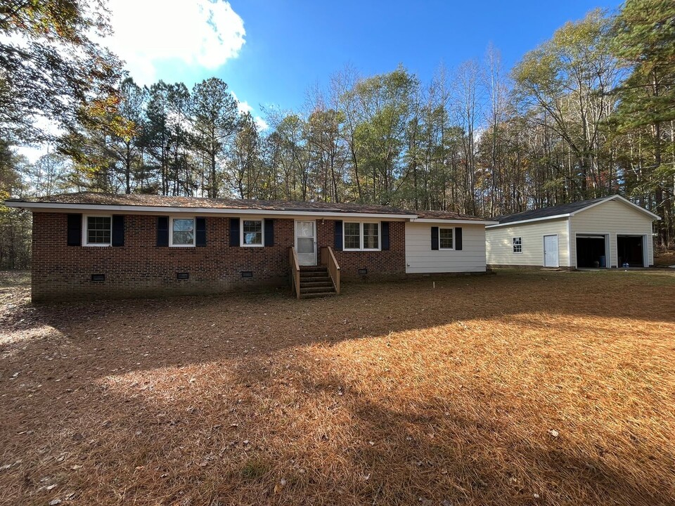 13009 Creedmoor Rd in Wake Forest, NC - Building Photo