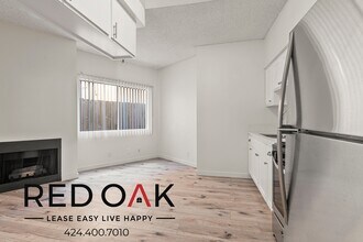 2724 Abbot Kinney Blvd in Los Angeles, CA - Foto de edificio - Building Photo