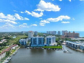 400 Flagship Dr in Naples, FL - Building Photo - Building Photo