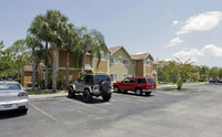 San Sherri Villas in Homestead, FL - Foto de edificio - Building Photo