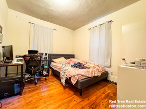 166 Hillside St, Unit 168 #1 in Boston, MA - Building Photo - Building Photo