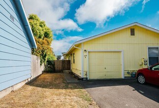 1335 Q St in Arcata, CA - Foto de edificio - Building Photo