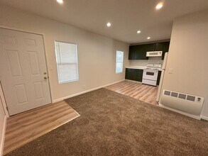 304 Birch St in Westwood, CA - Building Photo - Building Photo