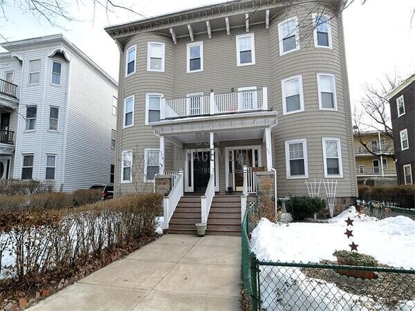 773 Columbia Rd, Unit 1 in Boston, MA - Foto de edificio