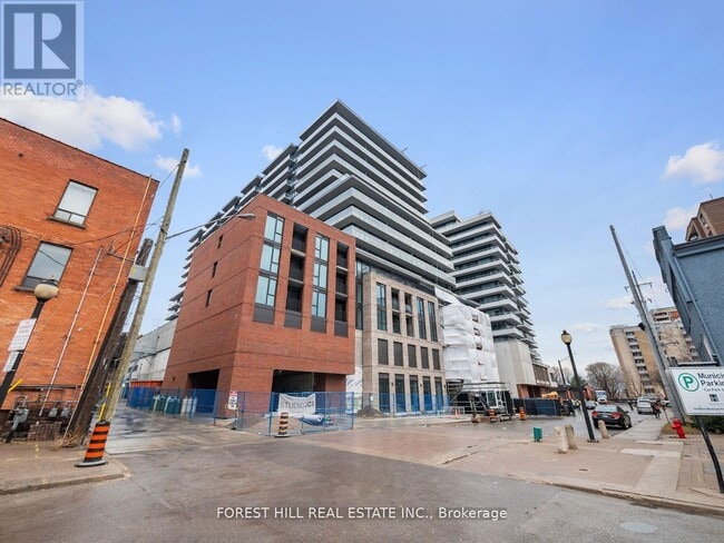 1-301 Jarvis St