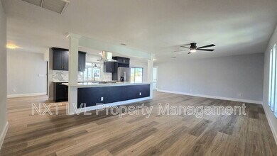 5316 SW 8th Ct in Cape Coral, FL - Building Photo - Building Photo