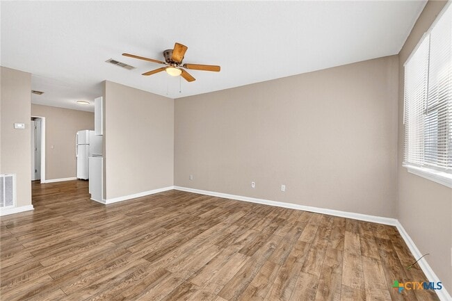 905 Parmer Ave in Killeen, TX - Building Photo - Building Photo