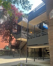 2201 South Main St in Seattle, WA - Building Photo - Building Photo