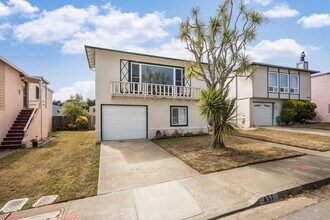 657 Hickey Blvd in Pacifica, CA - Building Photo - Building Photo