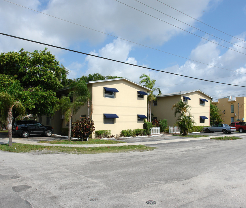 1801 SW 11th Ct in Fort Lauderdale, FL - Building Photo