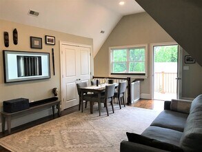 27 Albion St in Somerville, MA - Building Photo - Building Photo