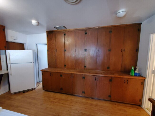 5955 Corbin Ave, Unit North photo'