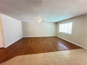 2828 Merritt Ave in Las Vegas, NV - Building Photo - Building Photo