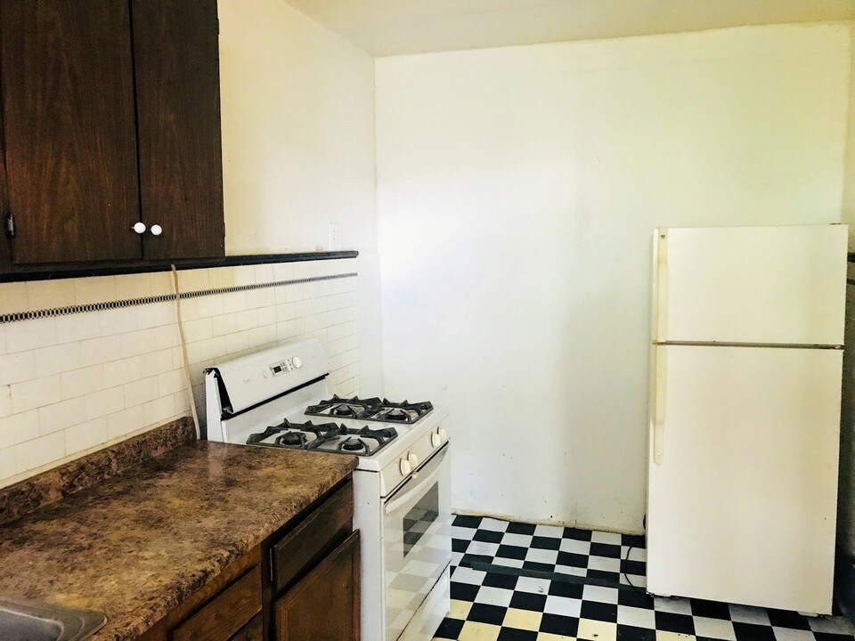 6506 N Hoyne Ave in Chicago, IL - Building Photo
