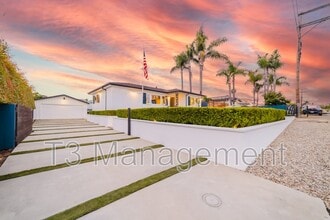 1310 Knowles Ave in Carlsbad, CA - Building Photo - Building Photo