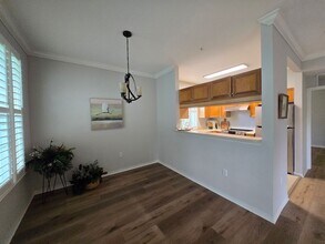 2295 NW 16th Terrace in Gainesville, FL - Building Photo - Building Photo