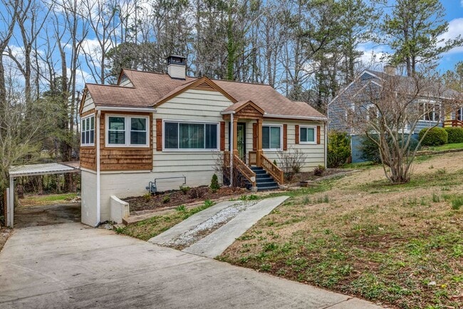 property at 1747 Parkhill Dr