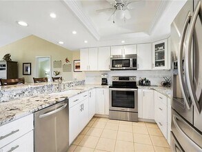 14513 Aeries Way Dr, Unit #423 in Ft. Myers, FL - Foto de edificio - Building Photo