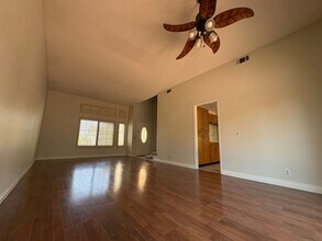 6169 Saddleback Way in Camarillo, CA - Foto de edificio - Building Photo