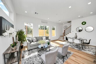 2432 Harrington St in Houston, TX - Building Photo - Building Photo