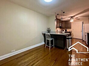 2541 W Logan Blvd, Unit 1W in Chicago, IL - Building Photo - Building Photo