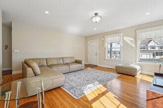 7 Tillage Ct in Plainville, CT - Building Photo - Building Photo