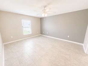 1450 Lassen St in Haines City, FL - Building Photo - Building Photo