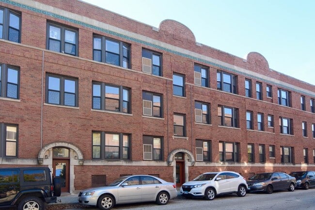 3145 W Medill Ave, Unit A09C
