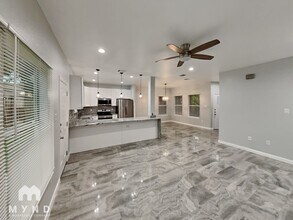 310 Gabriel in San Antonio, TX - Building Photo - Building Photo