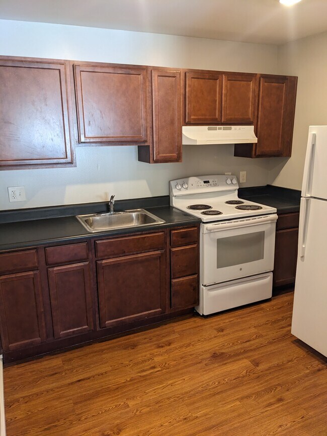 1645 S Braddock St in Winchester, VA - Building Photo - Building Photo