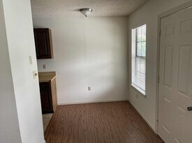 2704 N Villa Blvd, Unit 2704 North Villia in Fayetteville, AR - Building Photo