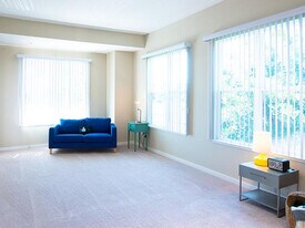 20800 W Homestead Rd in Cupertino, CA - Building Photo