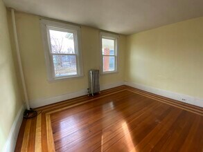 99 Jackson Rd, Unit 1 in Newton, MA - Building Photo - Building Photo