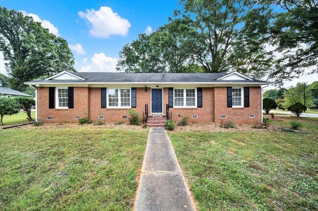 property at 2400 Fox Hollow Rd